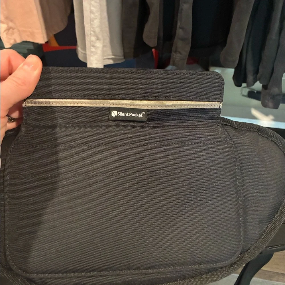 Black Sling Bag - Picture 3 of 3